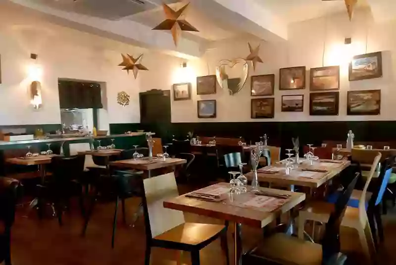Le restaurant - Café Célestine - Saint-Rémy-de-Provence - Restaurant terrasse Saint-Rémy-de-Provence